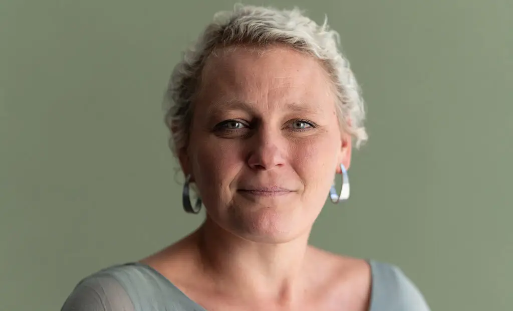 Portrait von Christiane Frisch, Leitung Außenstelle Regen